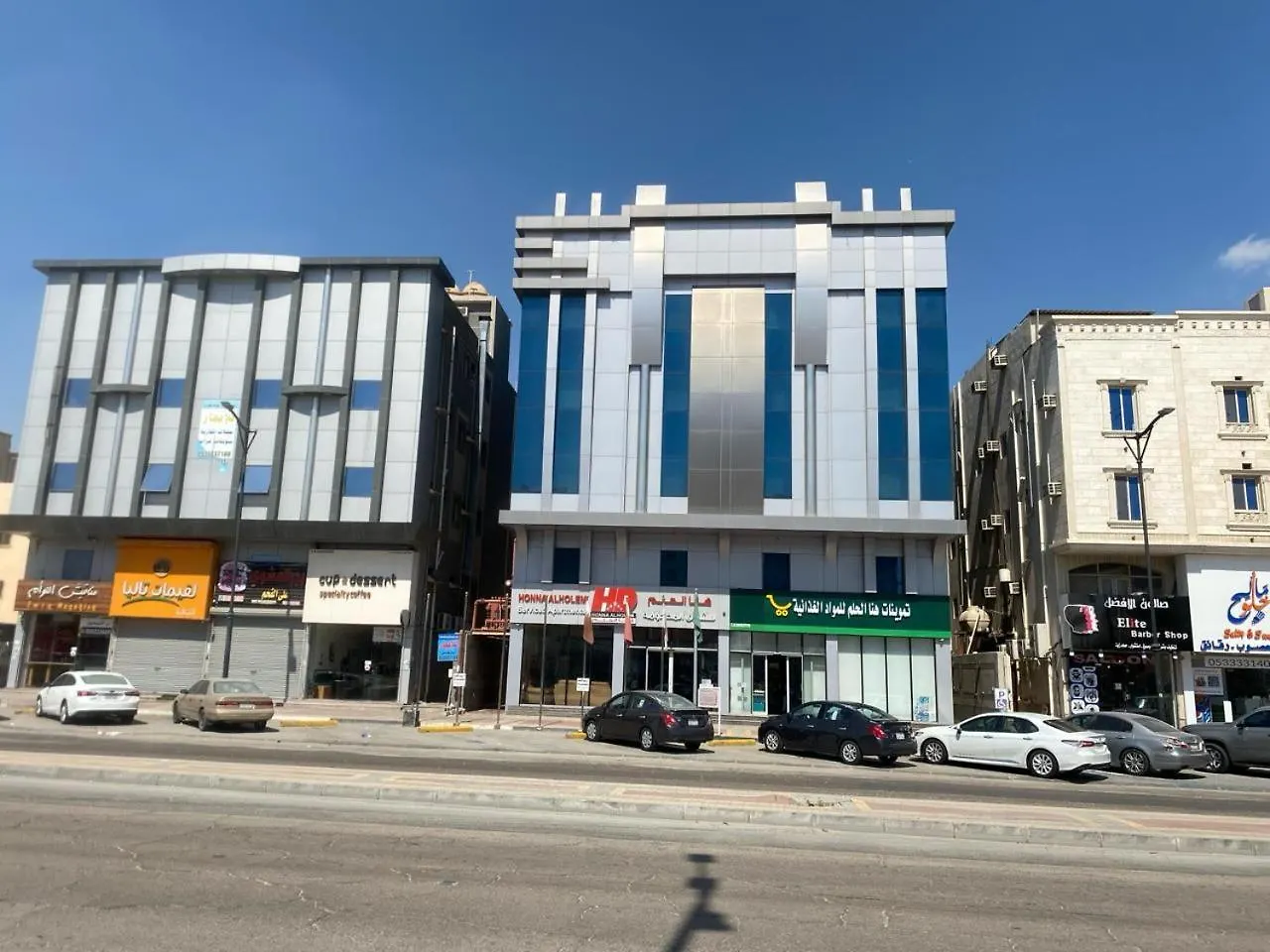 Отель Hona Al Holm Furnished Units Даммам 3*,  Саудовская Аравия