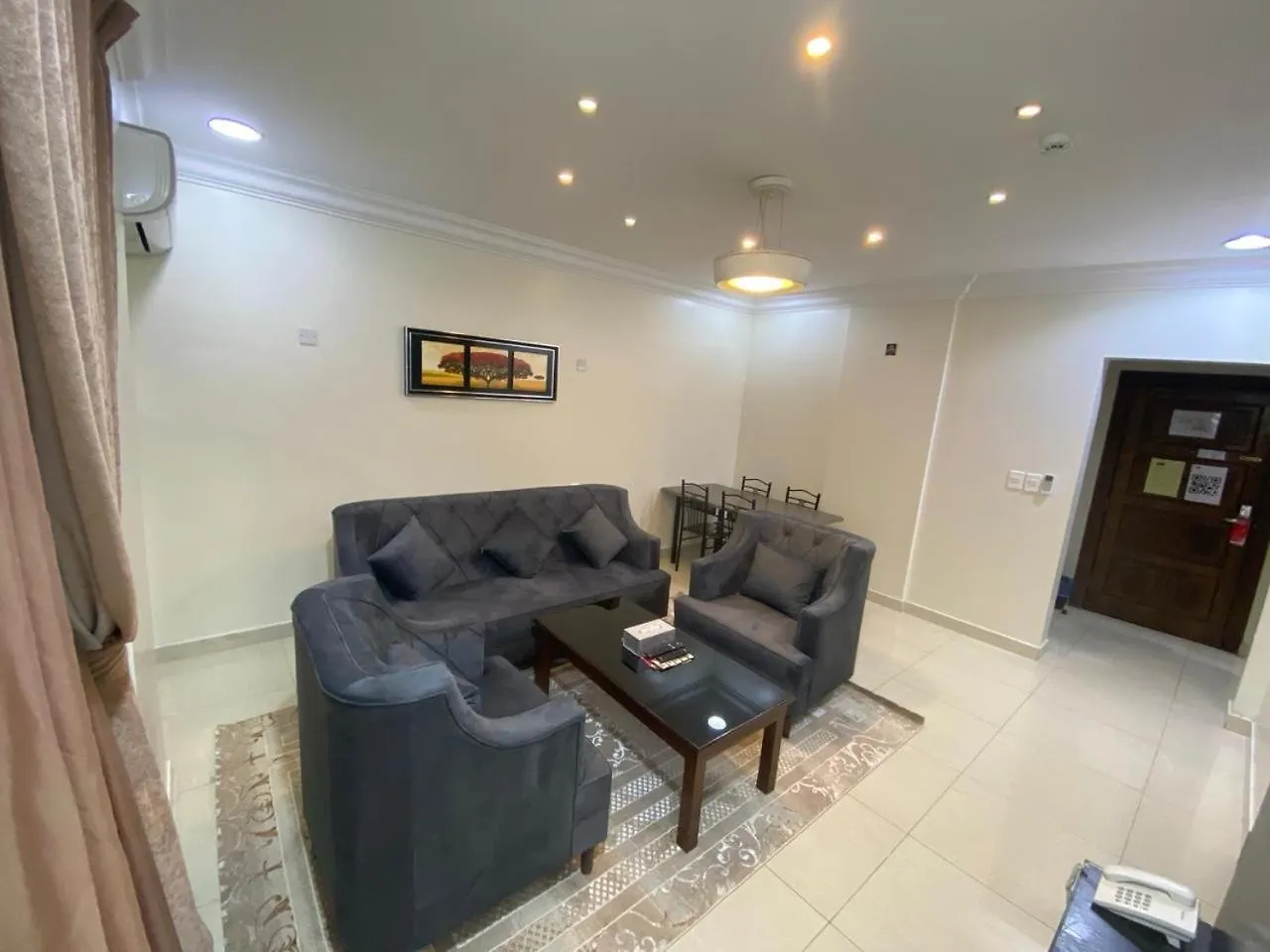 ***  Отель Hona Al Holm Furnished Units Даммам Саудовская Аравия